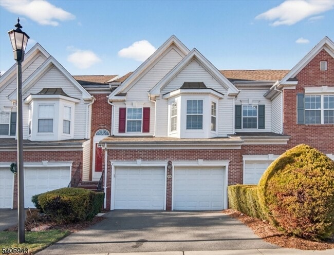 Building Photo - 124 Barclay Dr