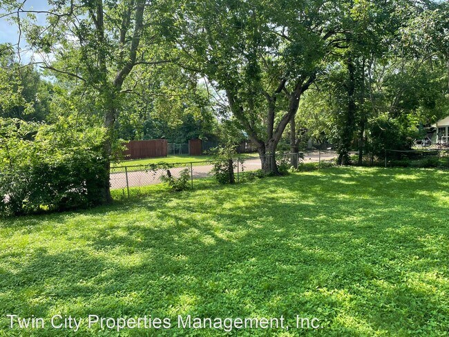 Foto del edificio - 3 br, 2 bath House - 607 E 22nd