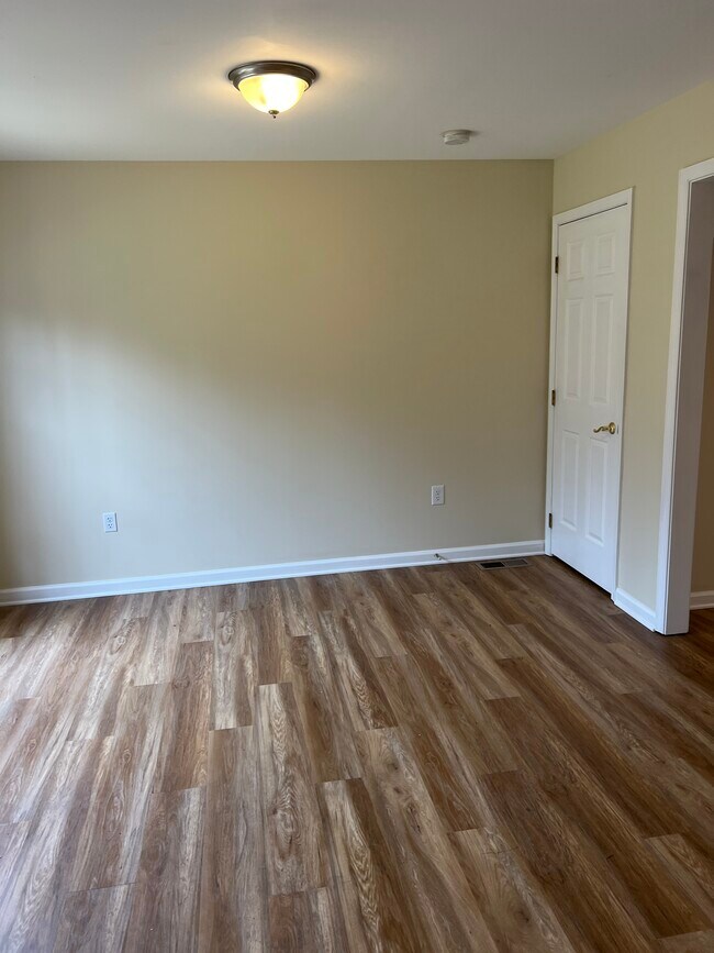 Foto del edificio - 4171 Kittatinny Dr