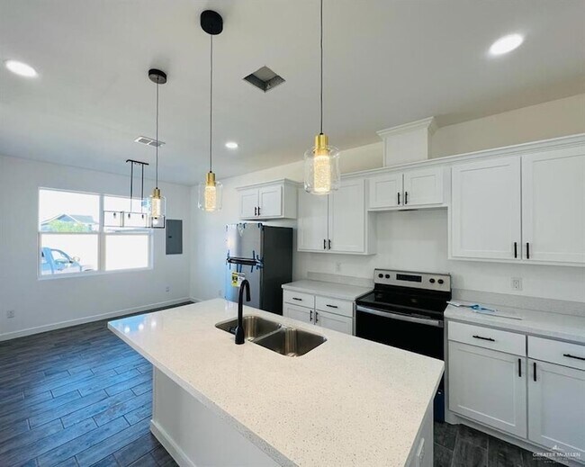 Foto del edificio - 5403 N Crown Point