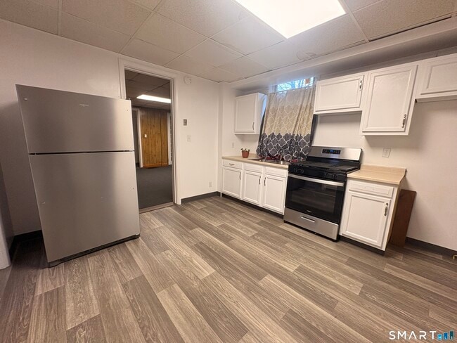 Foto del edificio - 185 Grove St