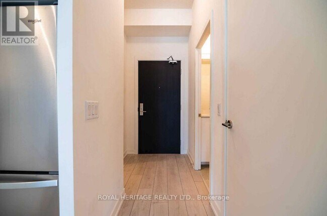 Building Photo - 55 Duke St W