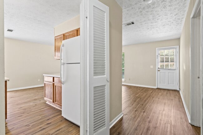 Building Photo - 1117 Rustic Ridge Rd