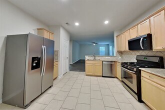 Building Photo - 17906 Magenta Springs Dr
