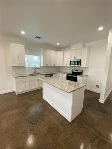 Building Photo - 104 E Forest Ave