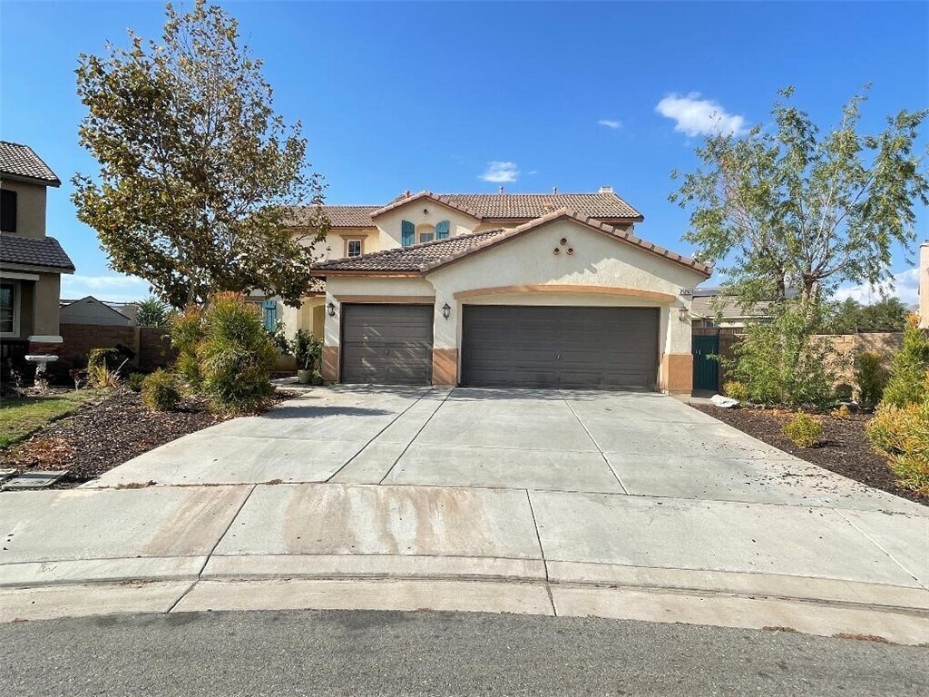 Foto principal - 25262 Michele Ln