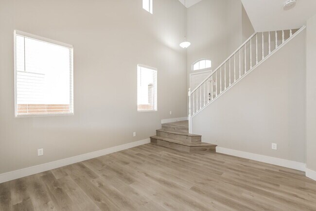 Foto del edificio - 10673 Mann St