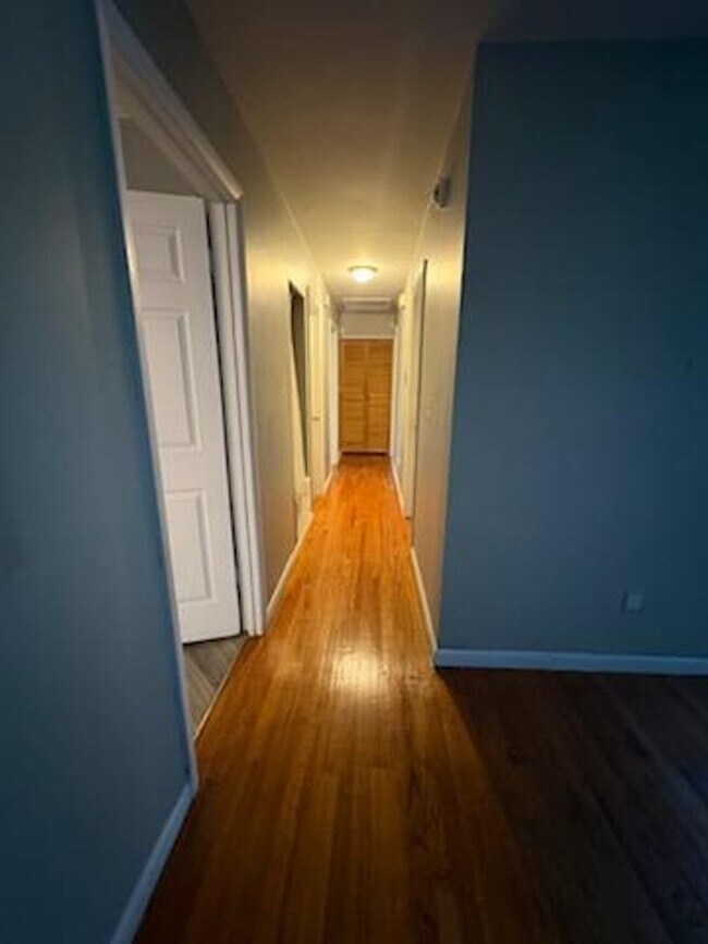 Foto del edificio - 2668 Vernon Dr