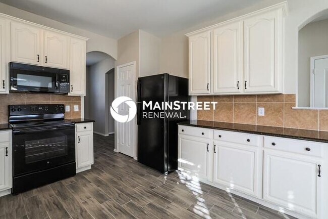 Foto del edificio - 4 Bedroom Pet-Friendly Home in Fort Worth, TX with Main Street Renewal