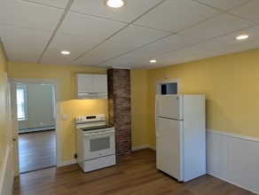 Building Photo - 5 Aldrich St