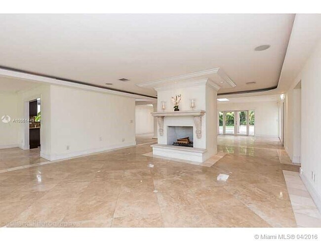 Building Photo - 1255 NE 93rd St