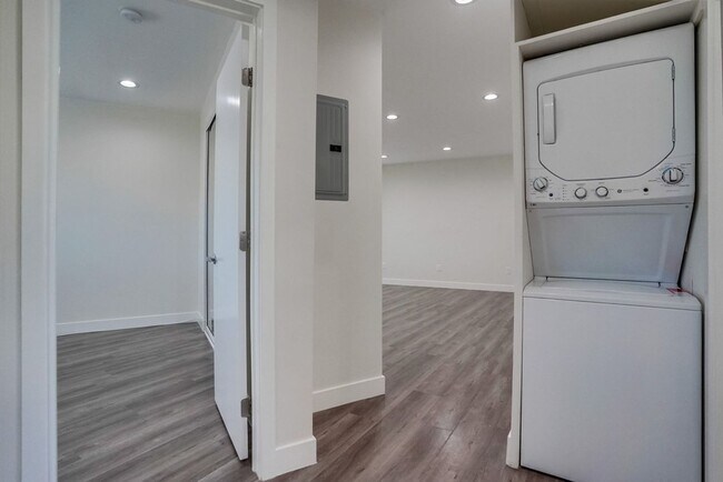 Foto del edificio - 715 N Marlborough Ave