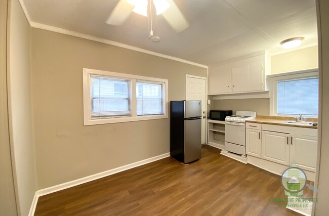 Photo - 7 Cherry Ave House