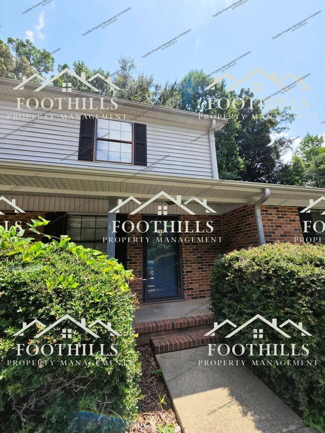 Building Photo - 119 Woodland Dr