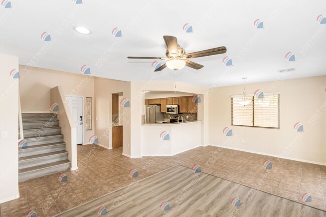 Building Photo - Entertainers home in Acacia Landing!