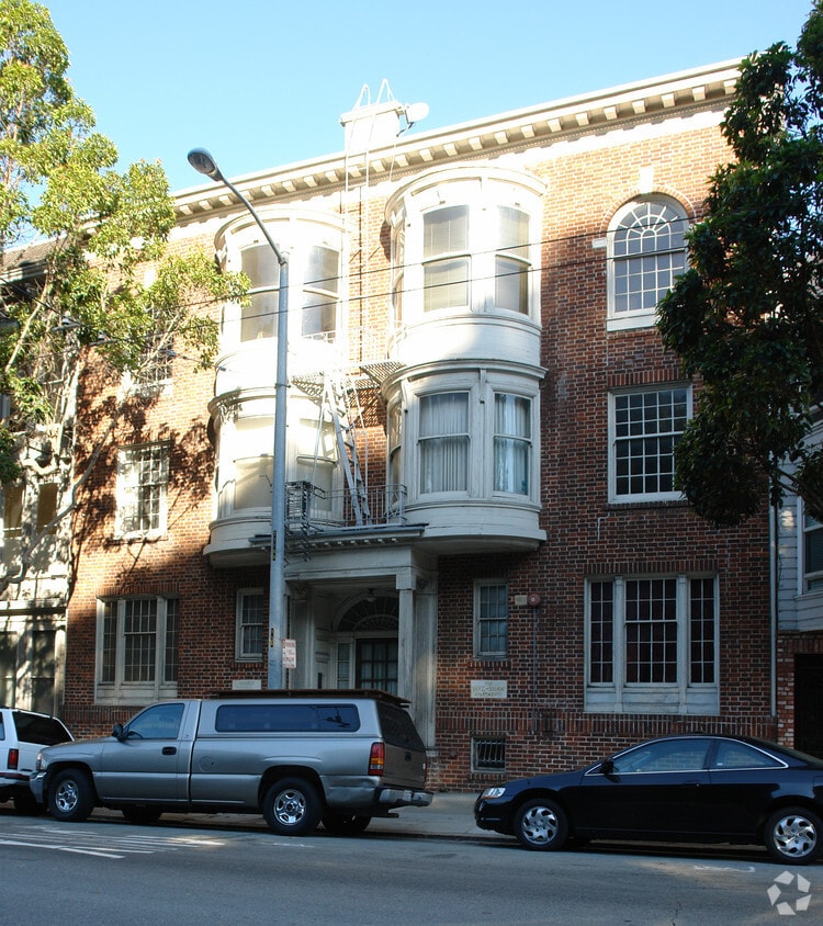 Lakeshaw Apartments Apartments in San Francisco, CA
