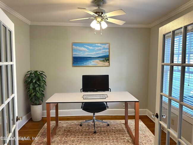 Foto del edificio - 1420 Dancy St