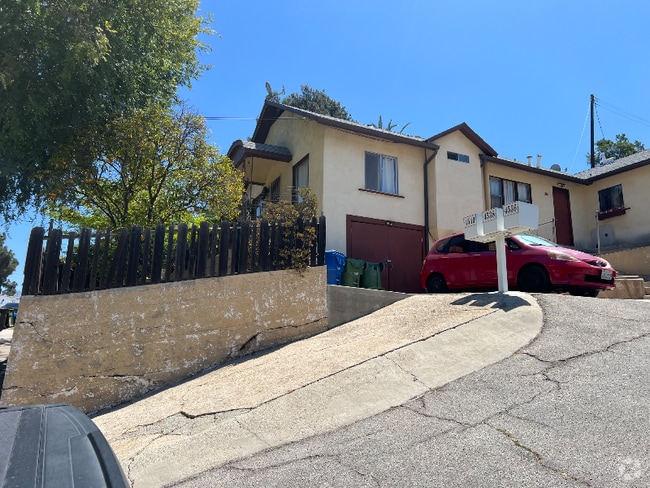 Building Photo - 4540 College View Ave