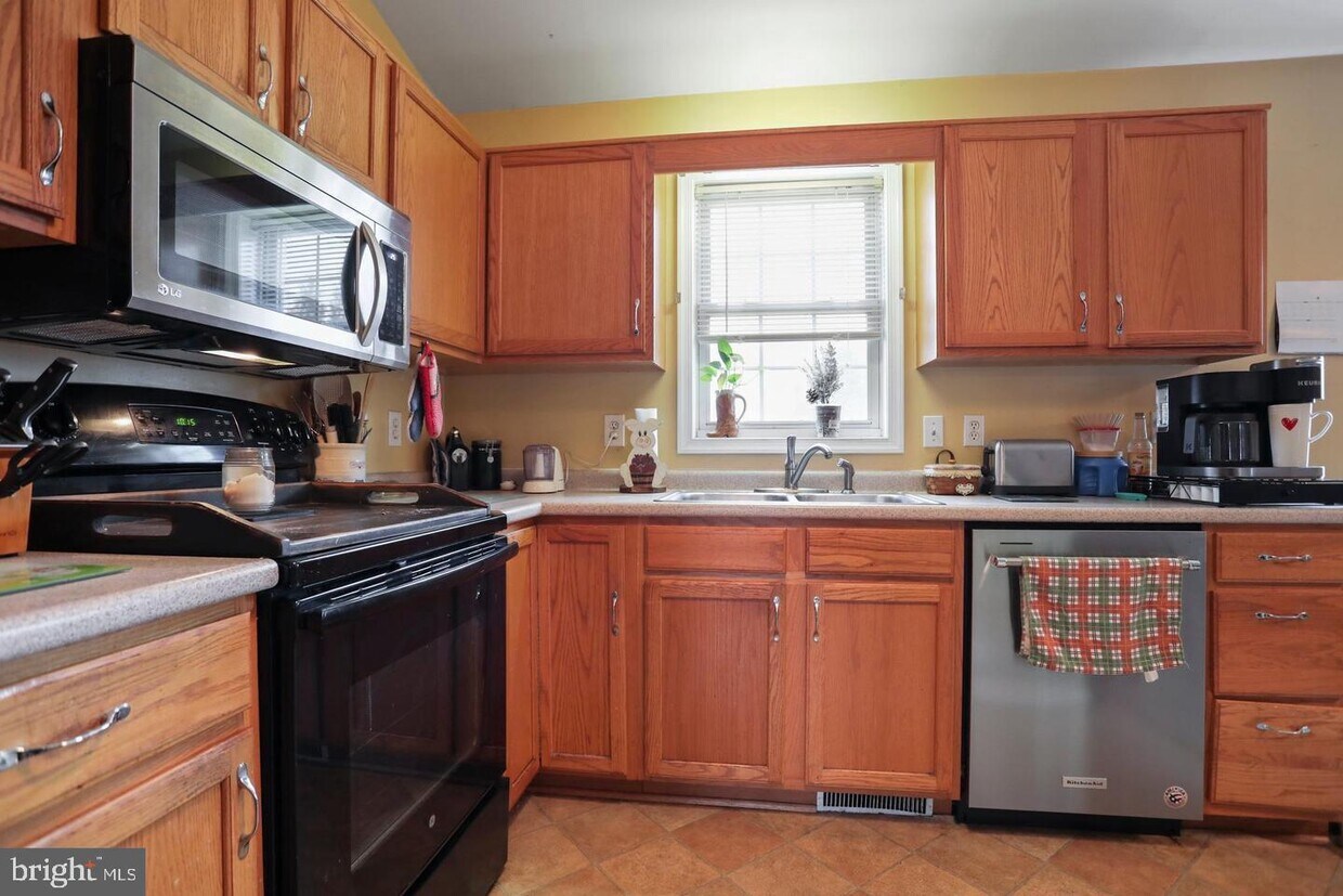 13014 Orchid Dr, Hagerstown, MD 21742 House for Rent in Hagerstown