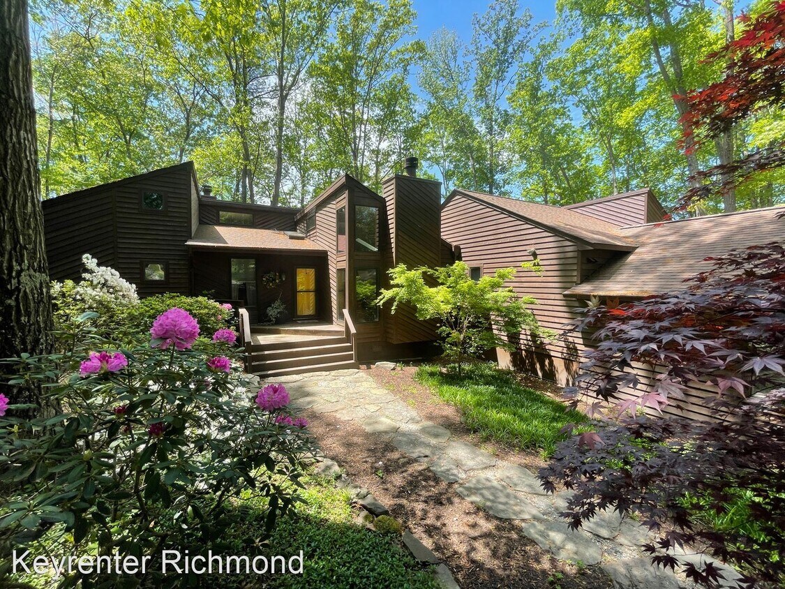 Foto principal - 3 br, 2.5 bath House - 4430 Cheyenne Rd