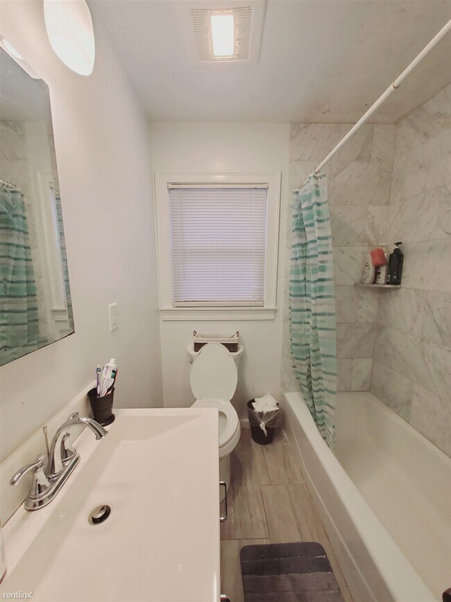 Building Photo - 3 br, 2 bath Condo - 29 Dean St Unit 1
