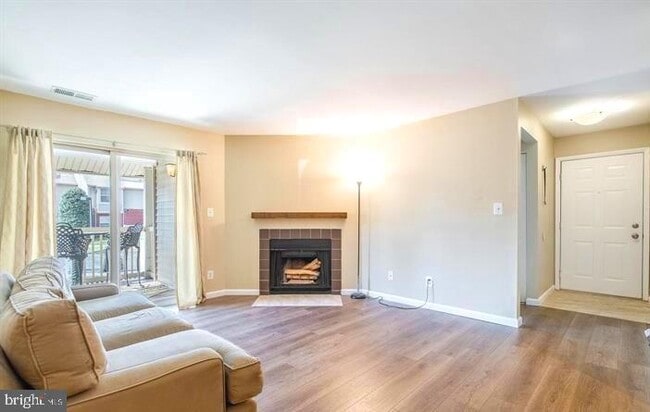 Building Photo - 11701 Olde English Dr