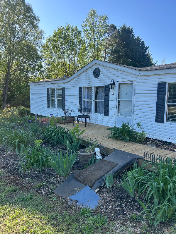 Primary Photo - 103 Boyd Dr