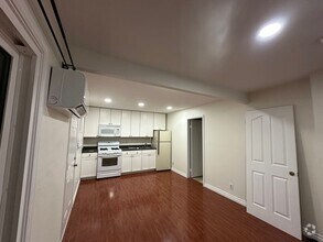 Building Photo - 1856 Pamela Ct
