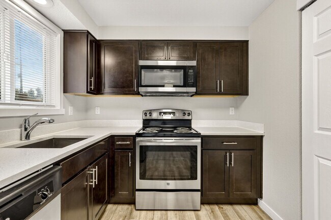 Foto del edificio - 4801 NE Killingsworth St