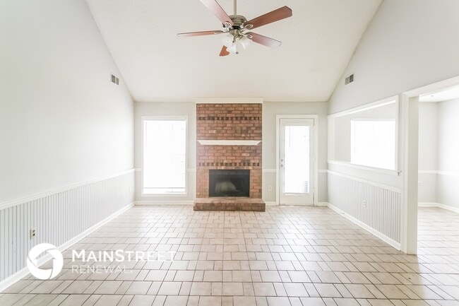 Building Photo - 6575 Pine Top Cir E