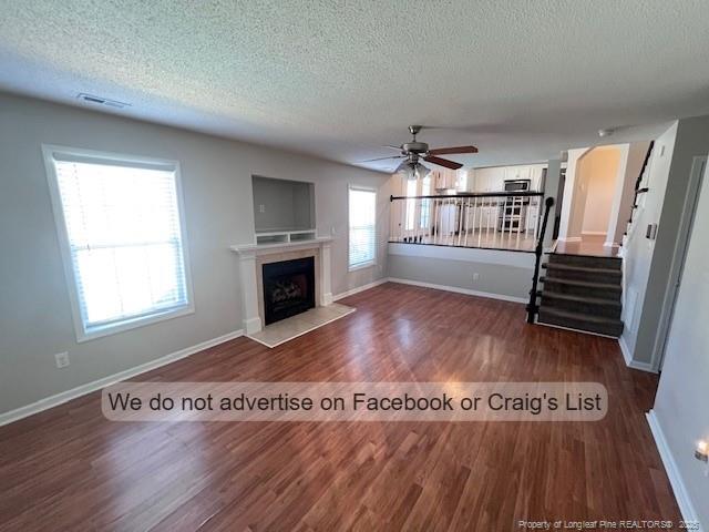 Foto del edificio - 4422 Rose Meadow Dr