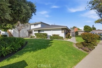 Building Photo - 8541 Emerson Cir