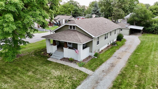 Building Photo - 302 E Troy Ave
