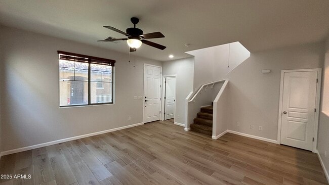 Building Photo - 3805 E Santa Fe Ln