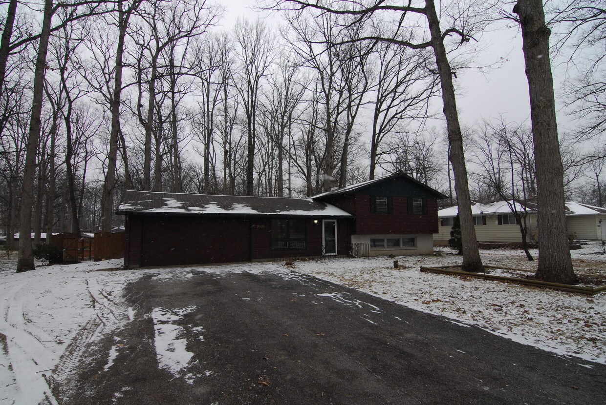7001 Blake Dr, Fort Wayne, IN 46804 House Rental in Fort Wayne, IN