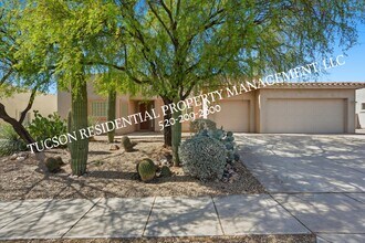 Building Photo - 13245 N Booming Dr