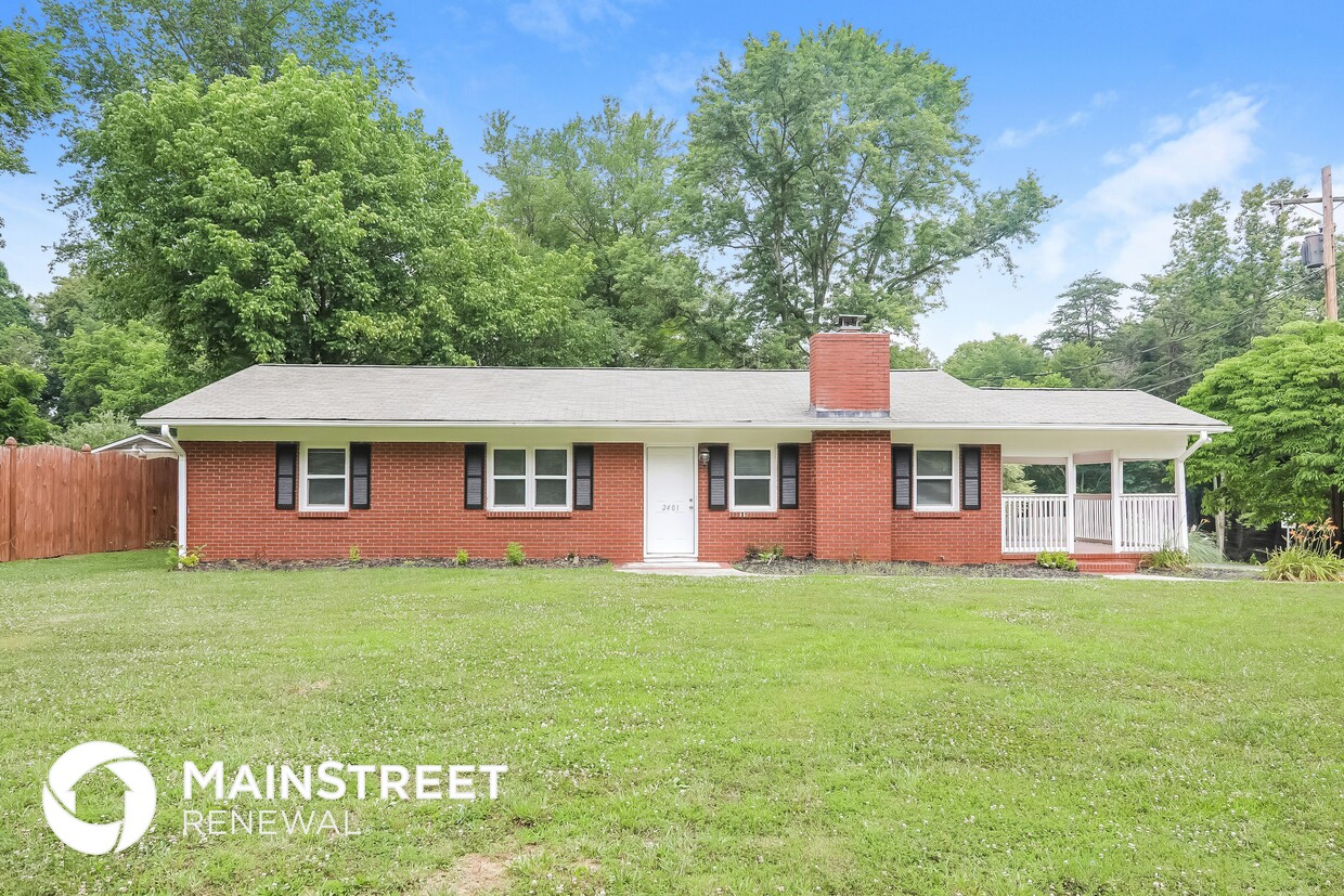 Foto principal - 2401 Atwood Rd
