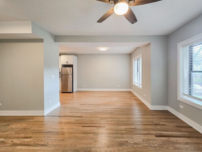 Foto del edificio - 4837 N Wolcott Ave