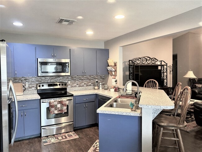 Building Photo - 4635 Great Blue Heron Dr