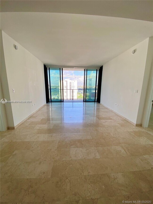 Foto del edificio - 88 SW 7th St