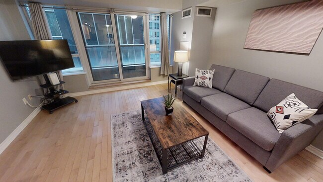 Photo du bâtiment - 250 Wellington St W