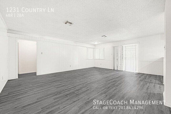 Foto del edificio - 1231 Country Ln