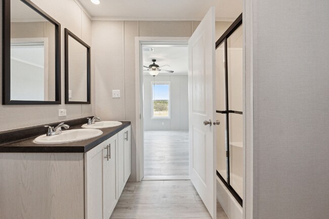 Building Photo - 2207 Cielo Medina