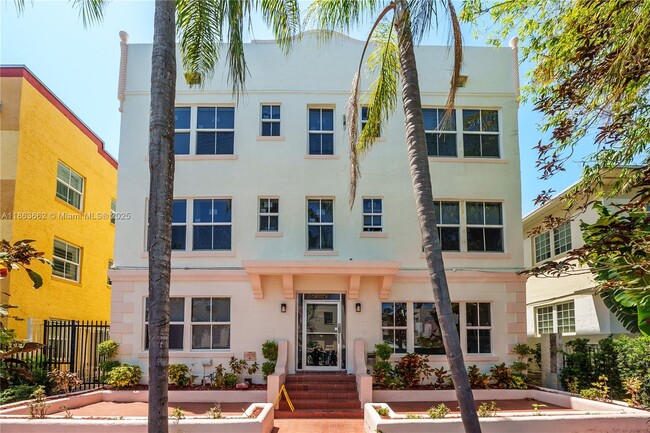 Building Photo - 1320 Drexel Ave
