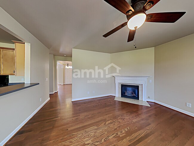 Foto del edificio - 1020 Williford Ct