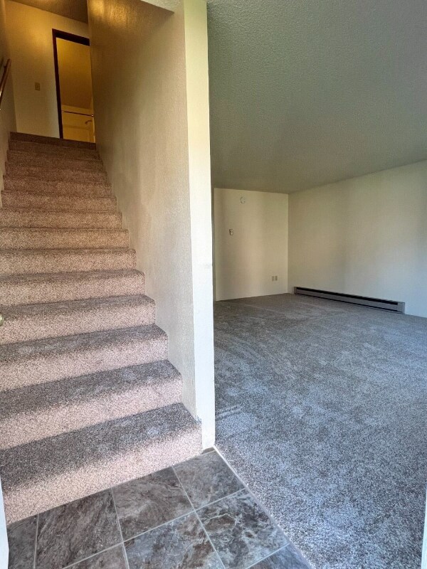 Foto del edificio - 100-190 SE Viewmont Ave