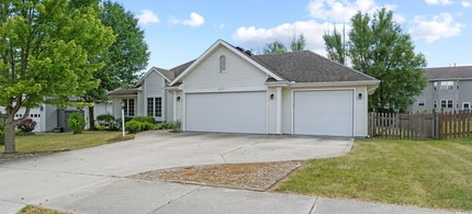 Building Photo - 2811 Windrush Dr