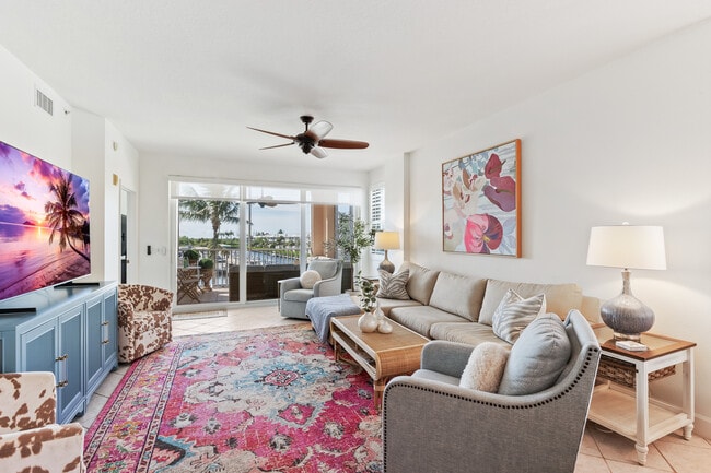 Building Photo - 14555 Gasparilla Rd