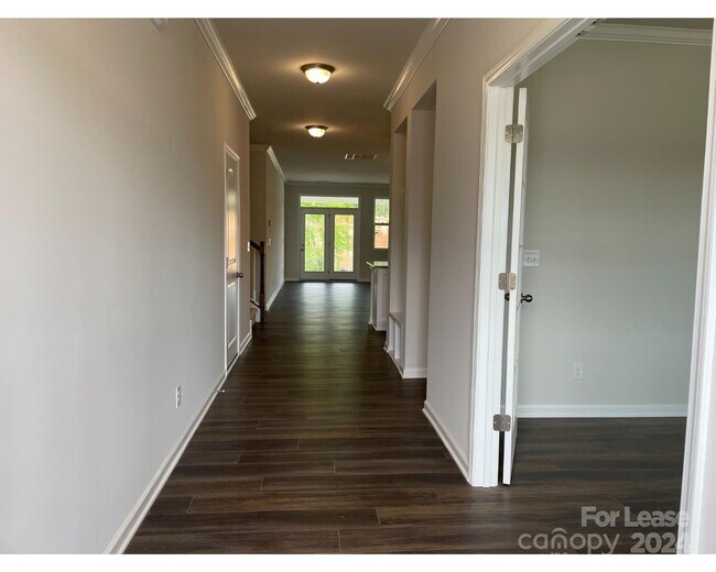 Building Photo - 19210 Hawk Haven Ln