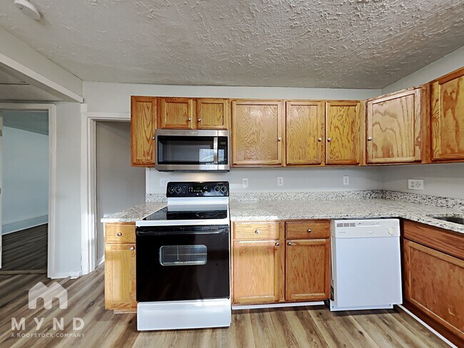 Building Photo - 3108 Snowberry Dr
